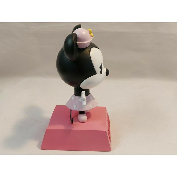 Disney Store Exclusive, Miss Flirt, Minnie Mouse Resin Figurine on stand 4.5" - Picture 4 of 7